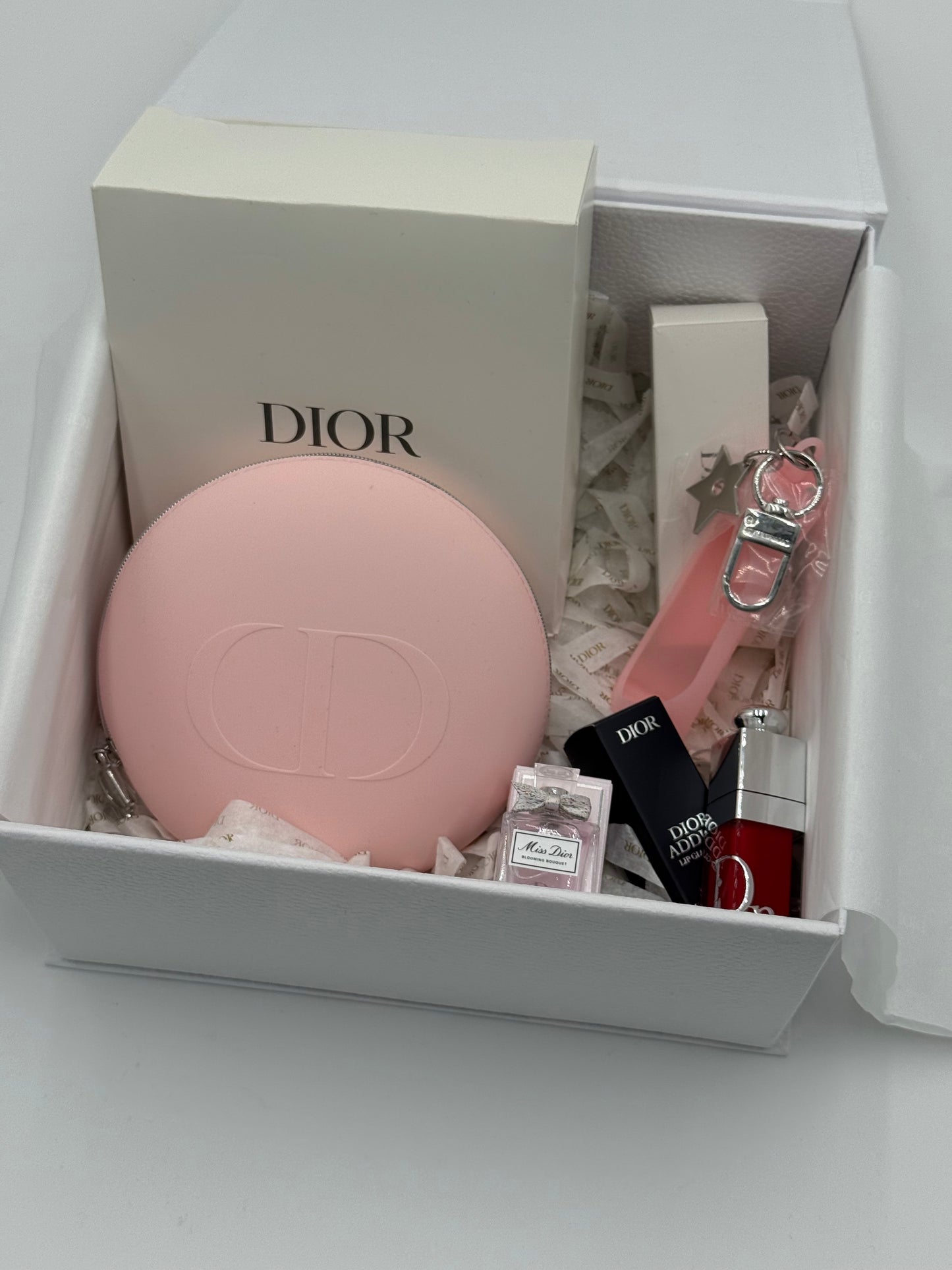 Dior Pink Luxe Gift Box – Silicone Beauty Pouch | Lip Oil (Strawberry Glaze) | Miss Dior Mini | Key Ring