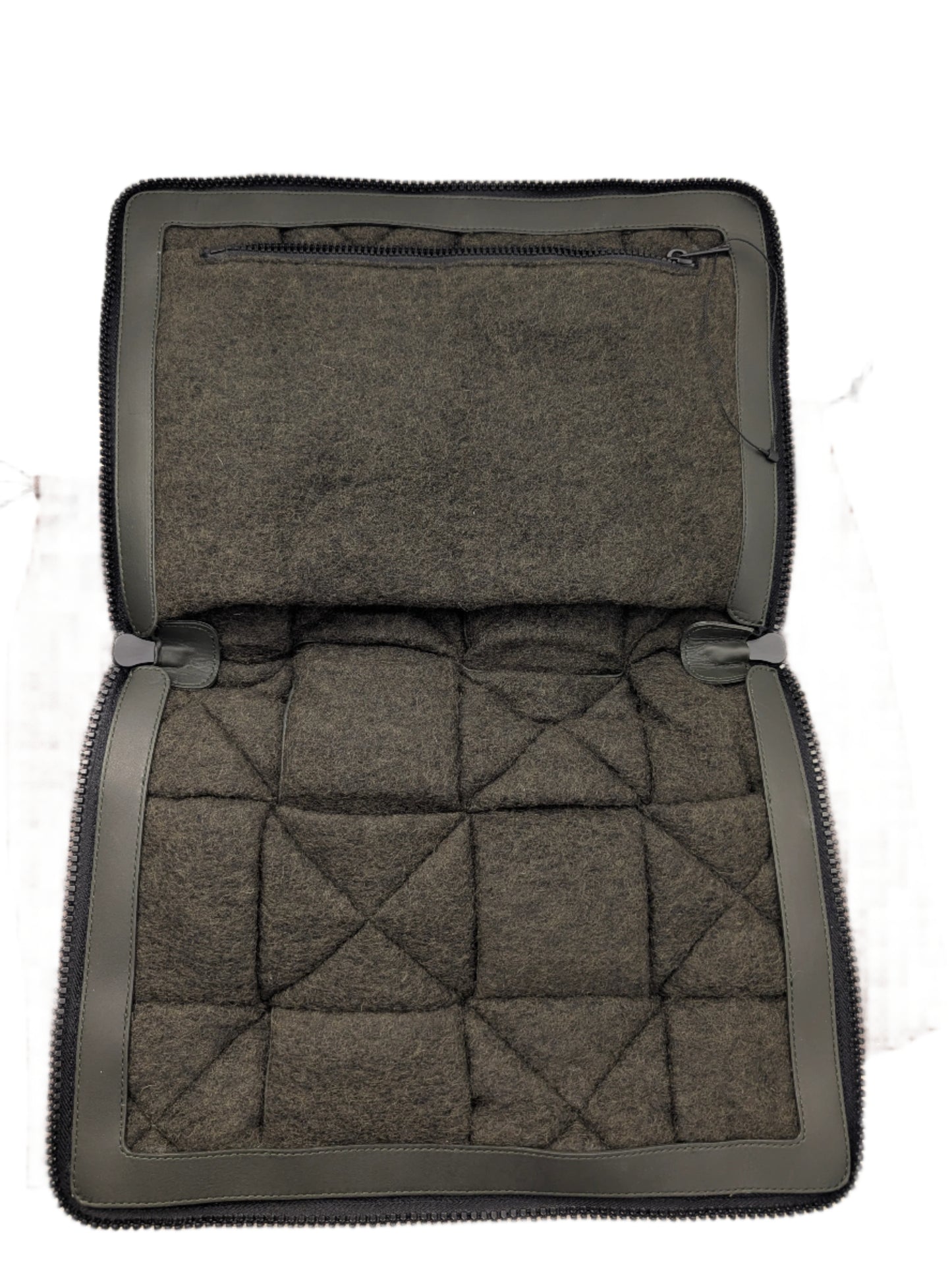 Bottega Veneta Document Holder / Laptop Case