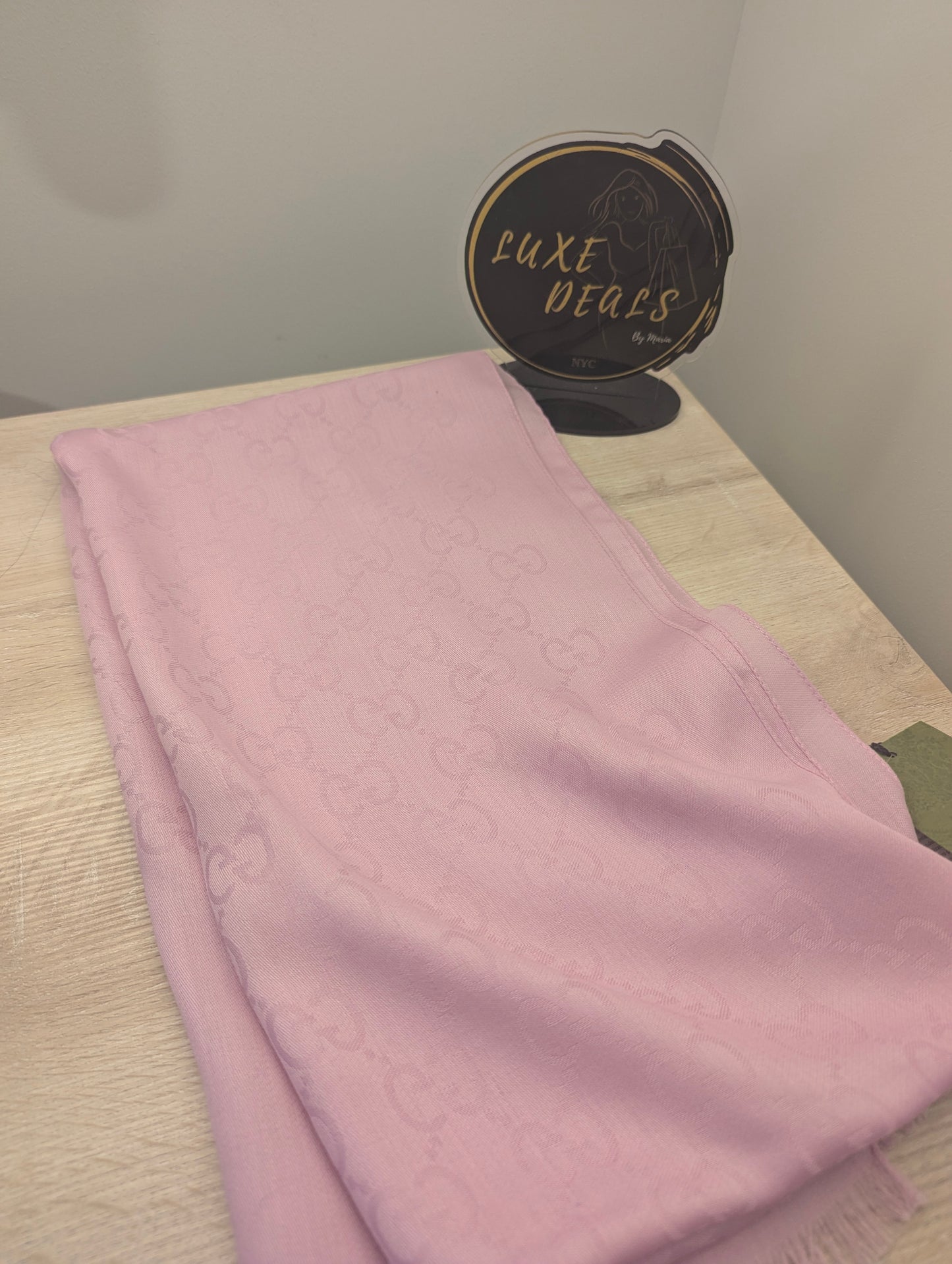 Gucci Solid Pink Silk Scarf size 45x180