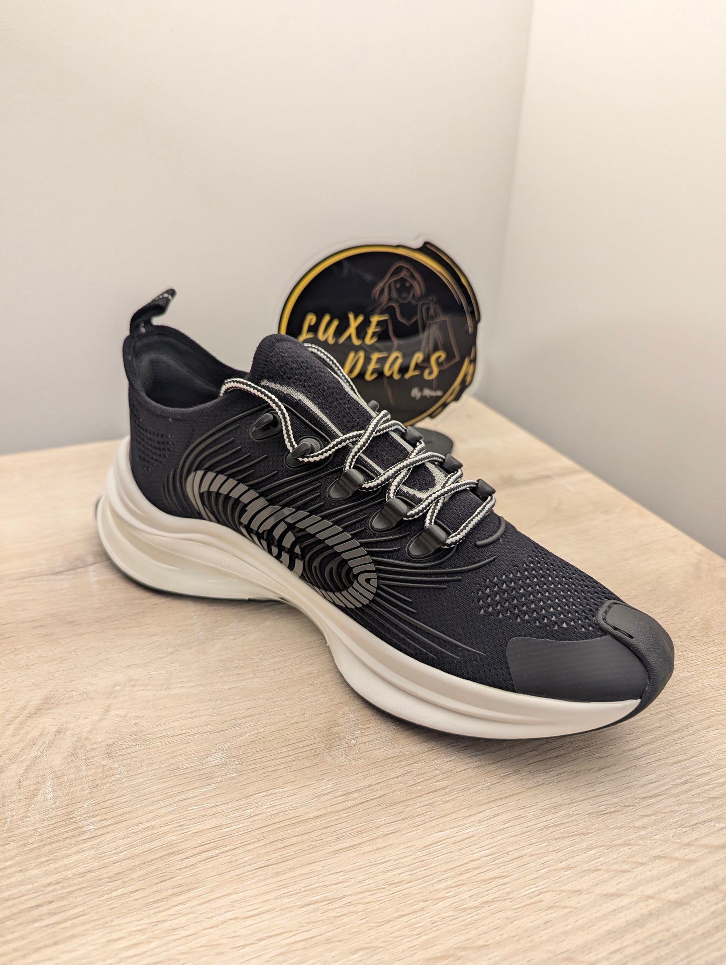 Gucci Running Sneakers in Black & White w/ Monogram GG Interlocking