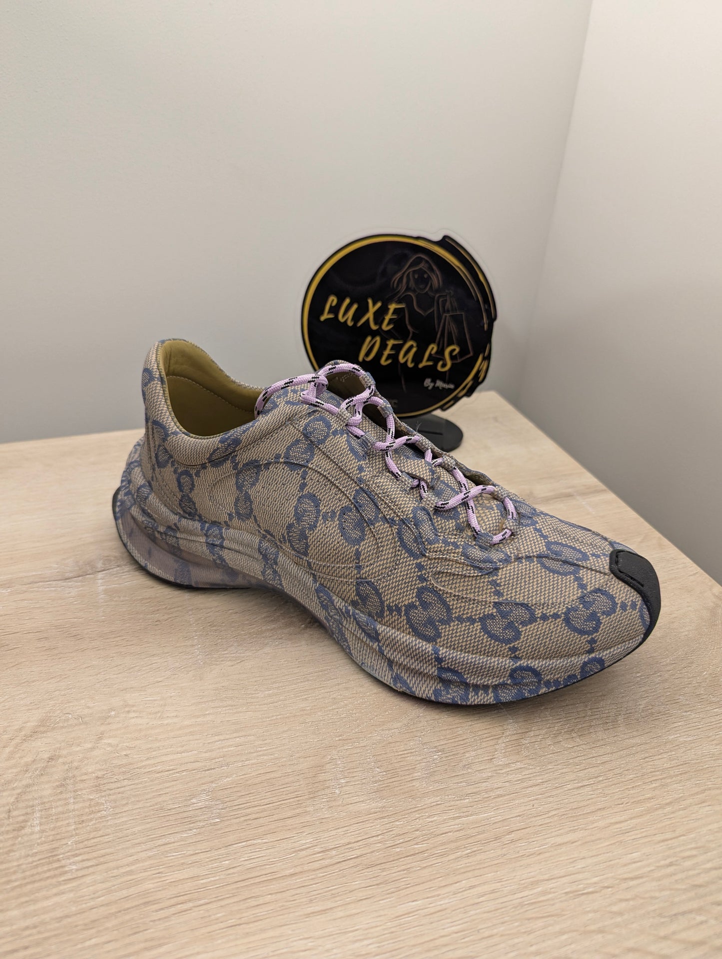 Gucci Motif Sneakers Purple & Beige Women's