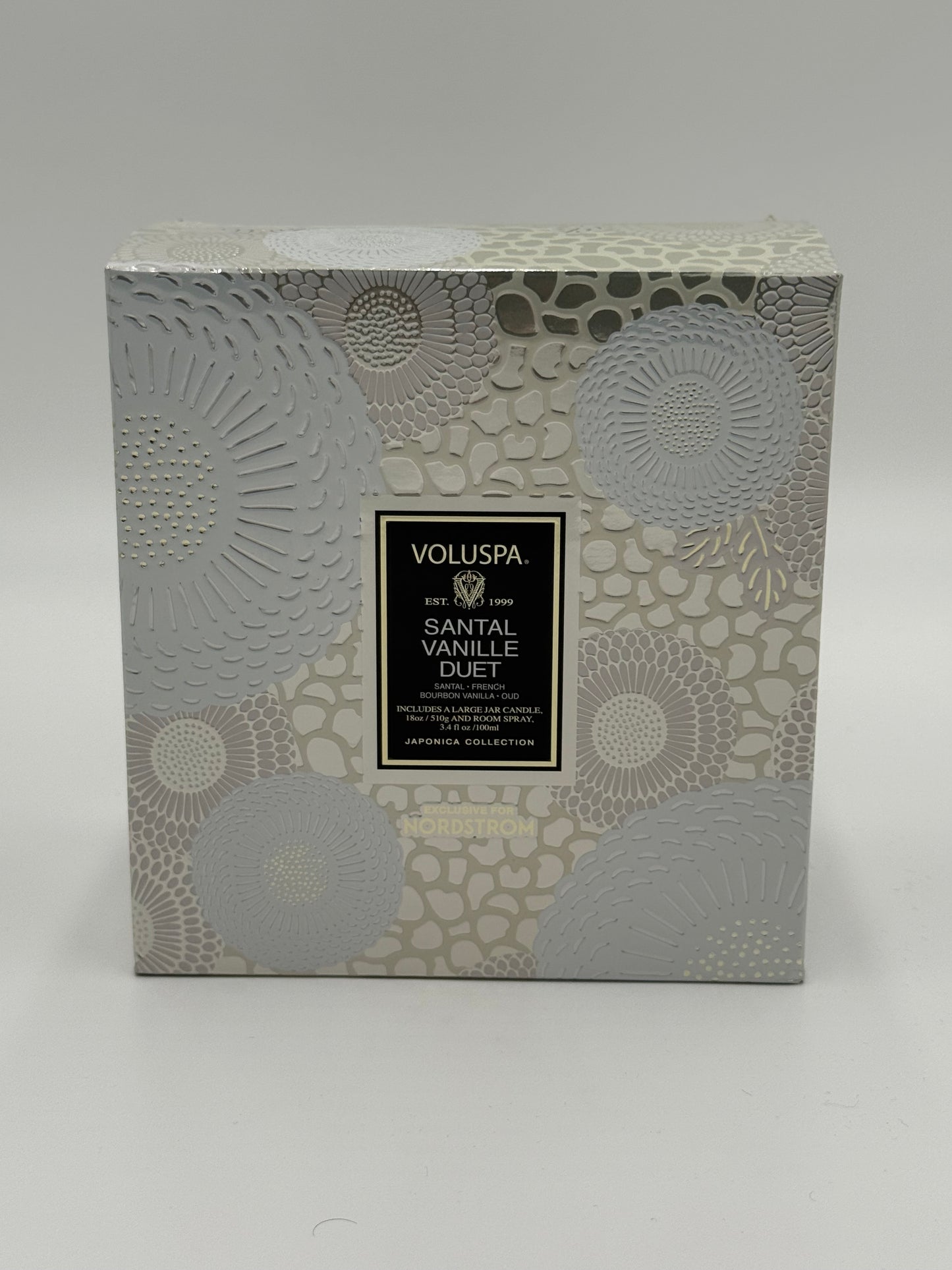 Voluspa Santal Vanille Duet Set – Large Candle & Room Spray Gift Set - EXCLUSIVE / SOLD OUT