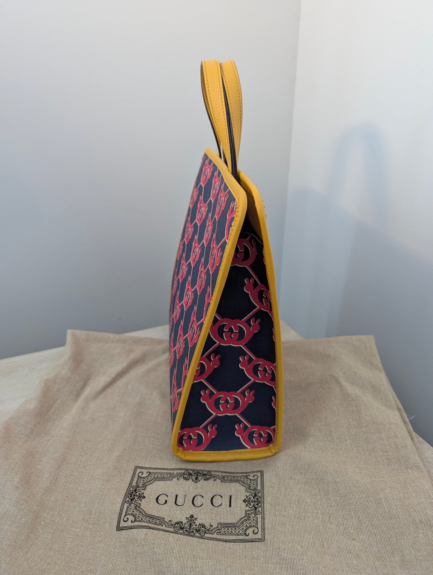 Gucci snail Tote w/ Leather Handles